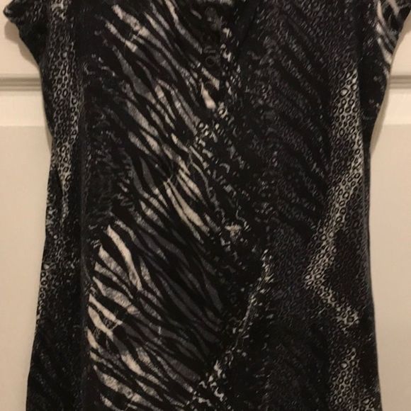 Women’s Ocean Pacific tank in great color - Picture 4 of 4